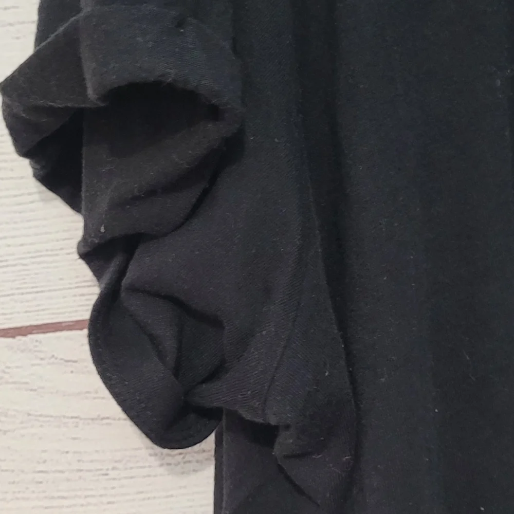 Torrid Graphic  🖤 tshirt Plus Size 2X - Picture 4 of 5